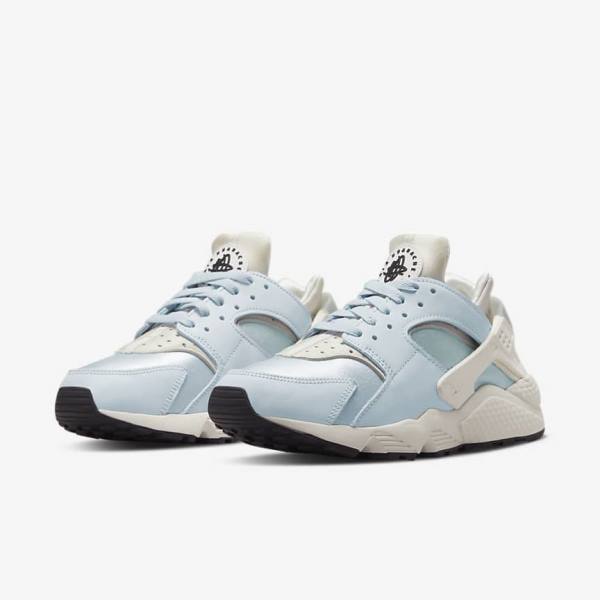 Women's Nike Air Huarache Sneakers Black / White | NK976OQV