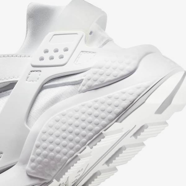 Women's Nike Air Huarache Sneakers White / Platinum | NK491GZF