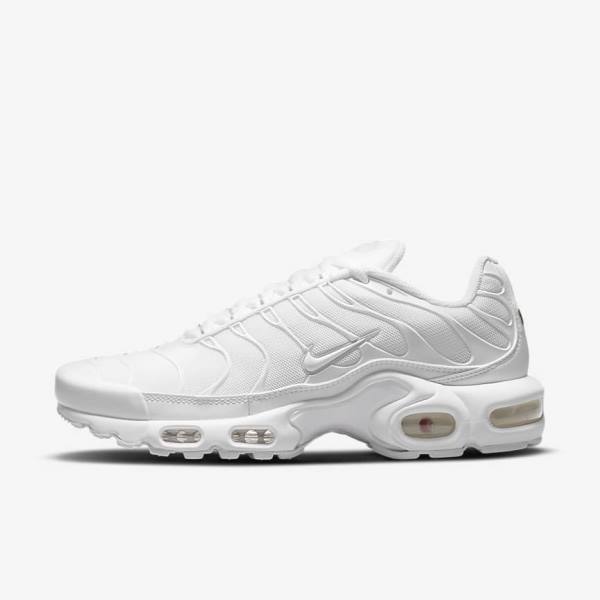 Women\'s Nike Air Max Plus Sneakers White / Platinum / White | NK592PCT