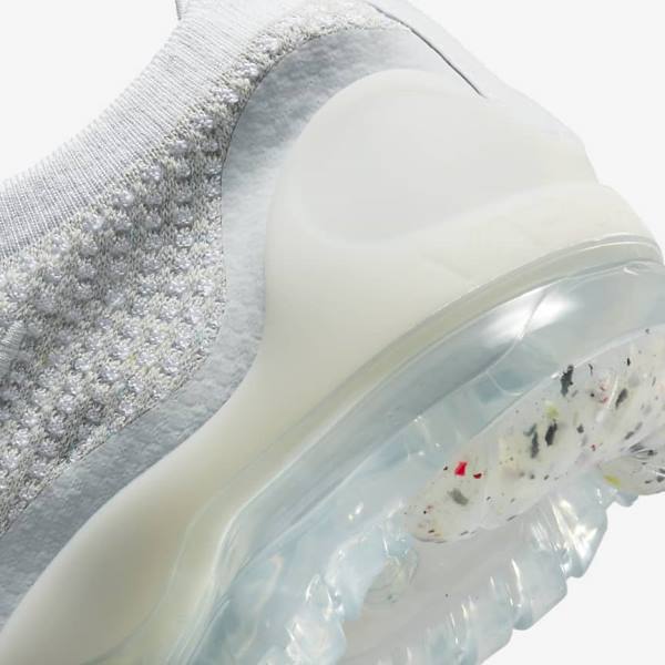 Women's Nike Air VaporMax 2021 FK Sneakers White / Platinum / Metal Silver / White | NK294UBC