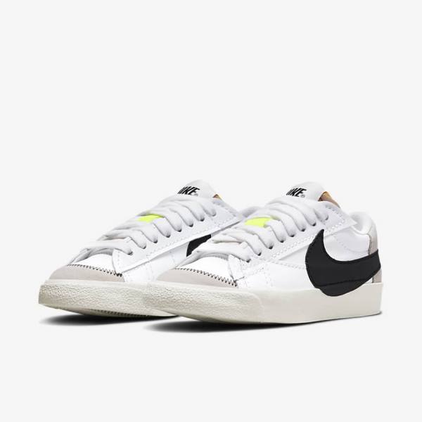 Women's Nike Blazer Low 77 Jumbo Sneakers White / Black | NK457SIL