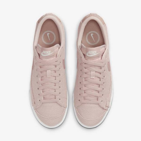 Women's Nike Blazer Low Platform Sneakers Pink / White / Pink / Rose | NK214OWM