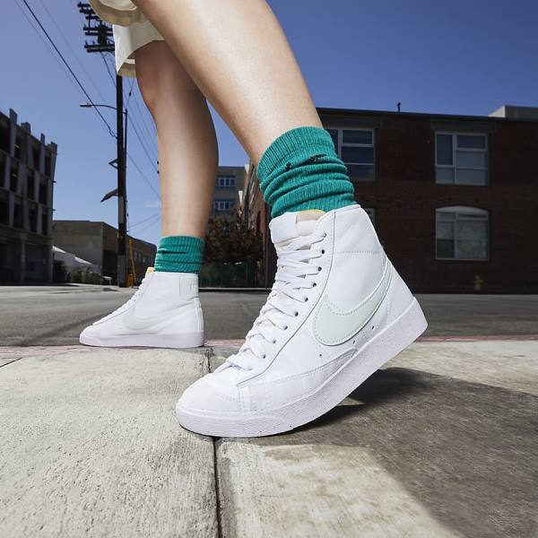 Women's Nike Blazer Mid 77 Next Nature Sneakers White / Green | NK360UPN