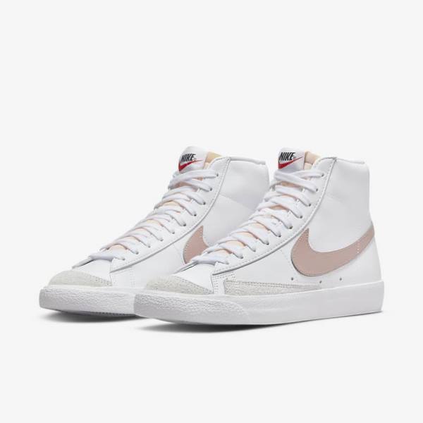 Women's Nike Blazer Mid 77 Vintage Sneakers White / Coral / White / Pink | NK204UDH