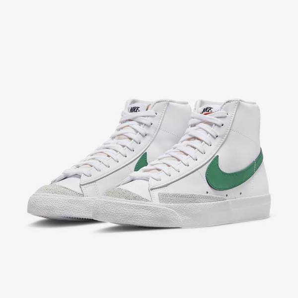 Women's Nike Blazer Mid 77 Vintage Sneakers White / Coral | NK365BYU