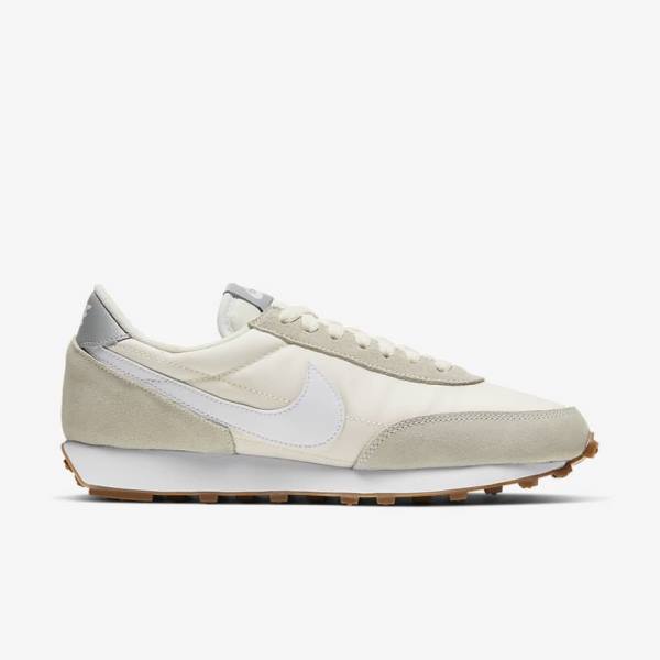 Women's Nike Daybreak Sneakers White / Light Grey / White | NK139IYQ