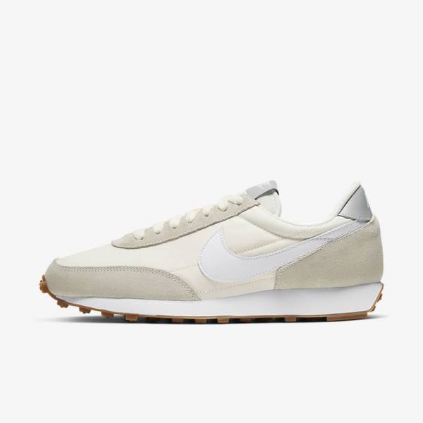 Women\'s Nike Daybreak Sneakers White / Light Grey / White | NK139IYQ