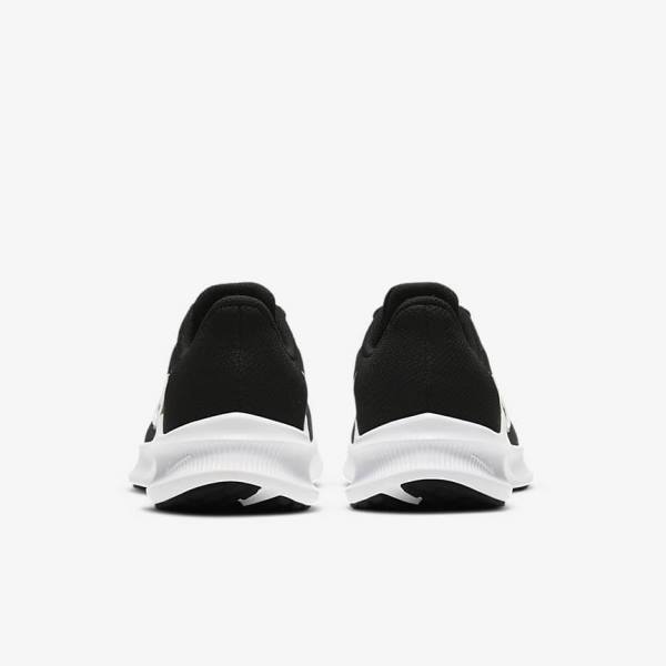 Women's Nike Downshifter 11 Road Running Shoes Black / Dark Grey / White | NK635UTP