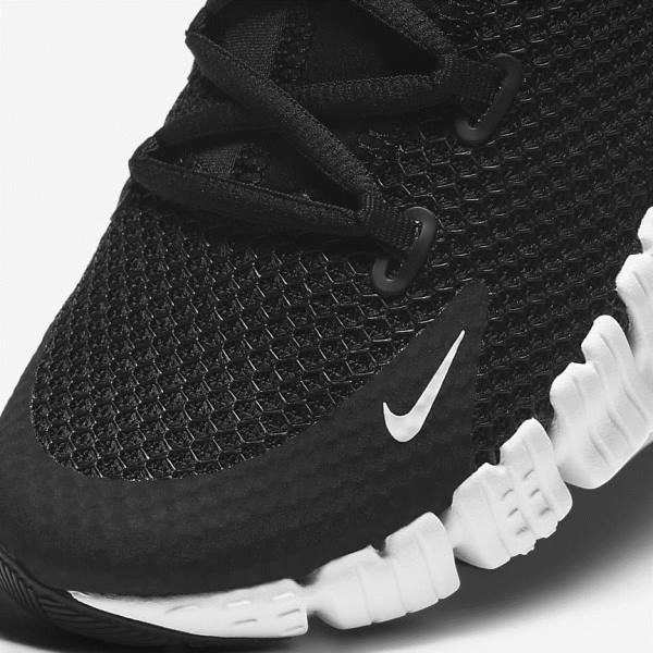 Women's Nike Free Metcon 4 Training Shoes Black / White | NK105LYF