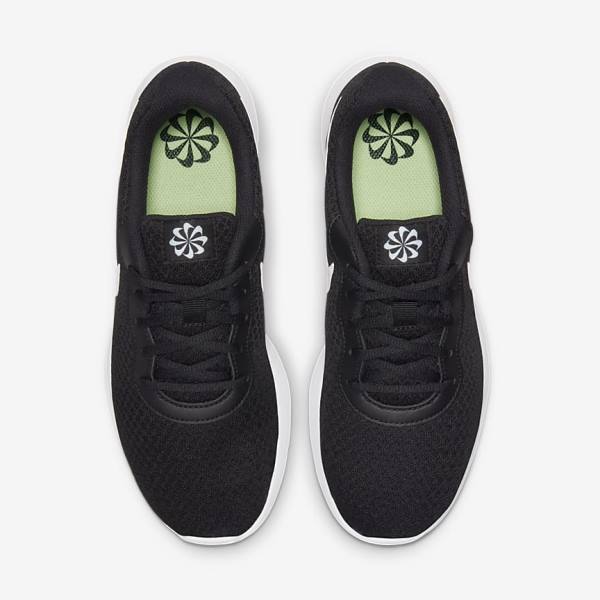 Women's Nike Tanjun Sneakers Black / White | NK237ZGJ