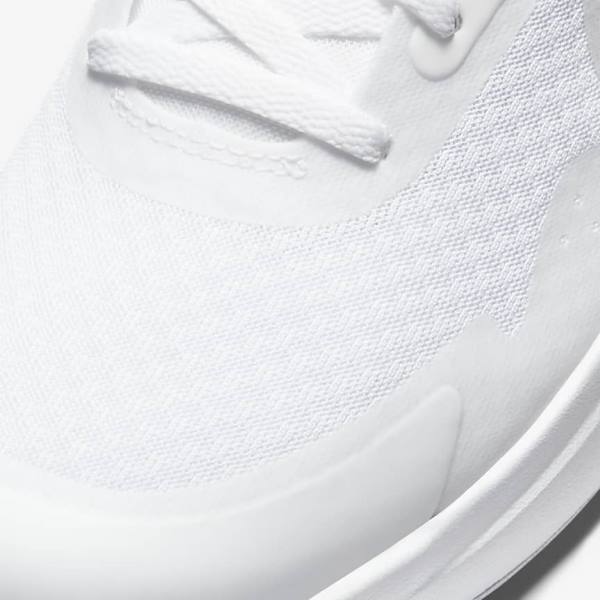 Women's Nike Wearallday Sneakers White | NK618FBL