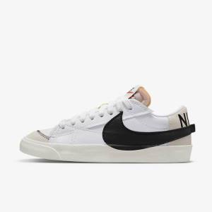 Men's Nike Blazer Low 77 Jumbo Sneakers White / Black | NK476NCU